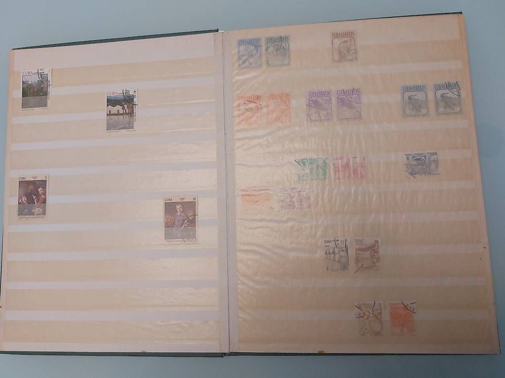 Tutti i francobolli: 1 Album de timbres de Cuba  – Usato da Martigny venduto da paquito60 1