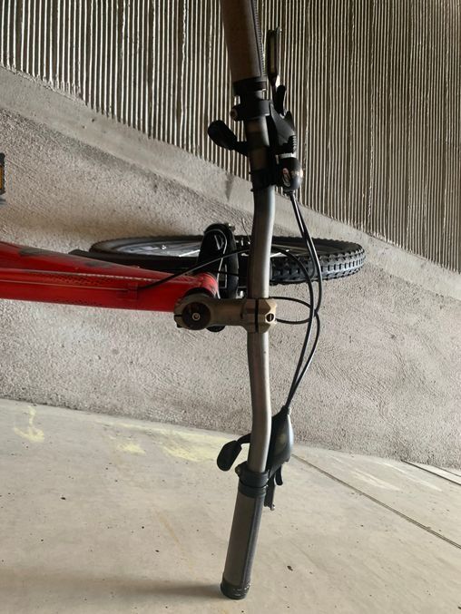 Specialized Velos: Fahrrad SPEZIALIZED HARDROCK – Gebraucht aus Laufen von tannbibi 3