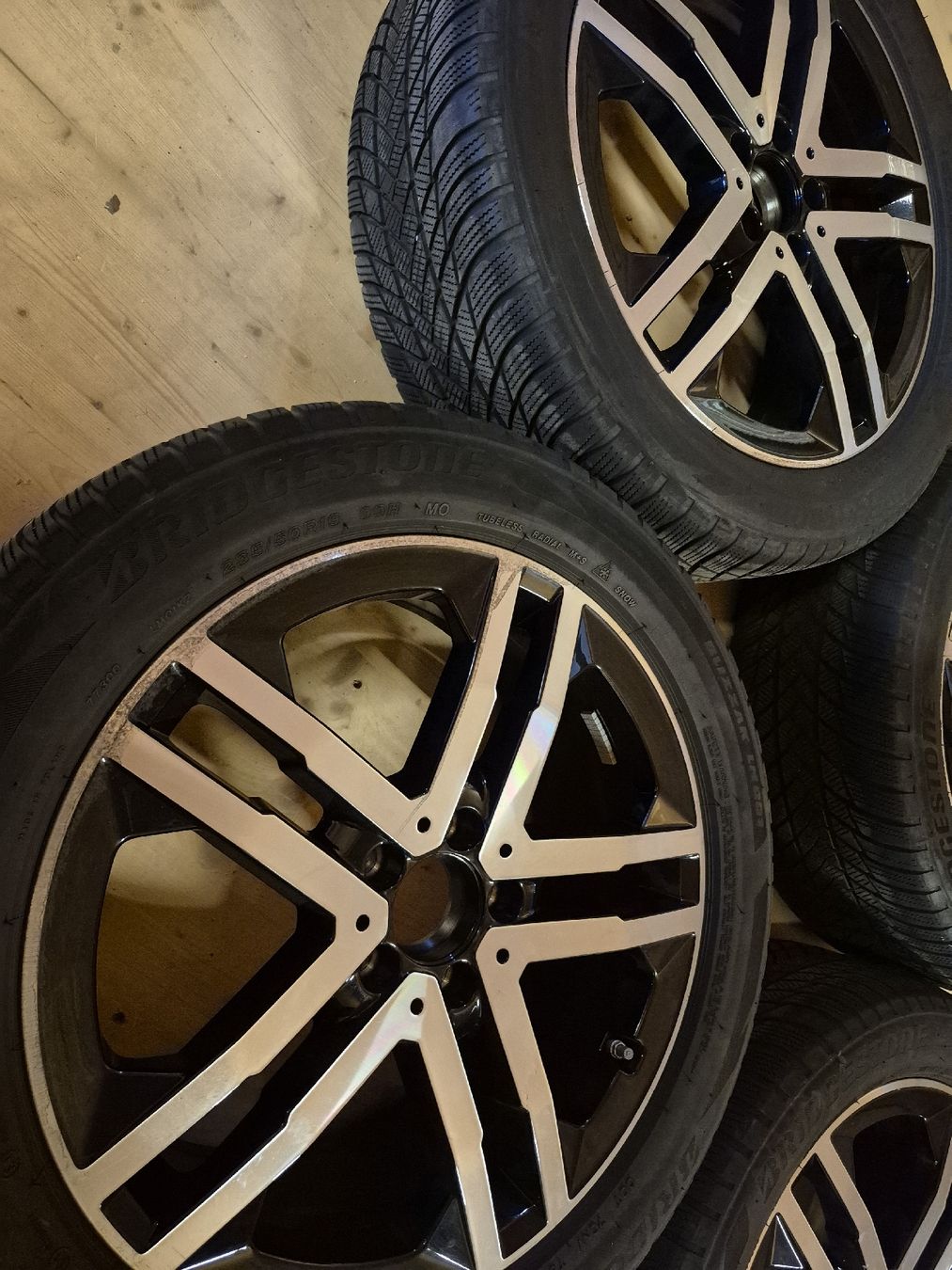 Pneumatici & Ruote complete: Winterräder Mercedes GLB 19" – Usato da Oberuzwil venduto da Auto-Hilber 2