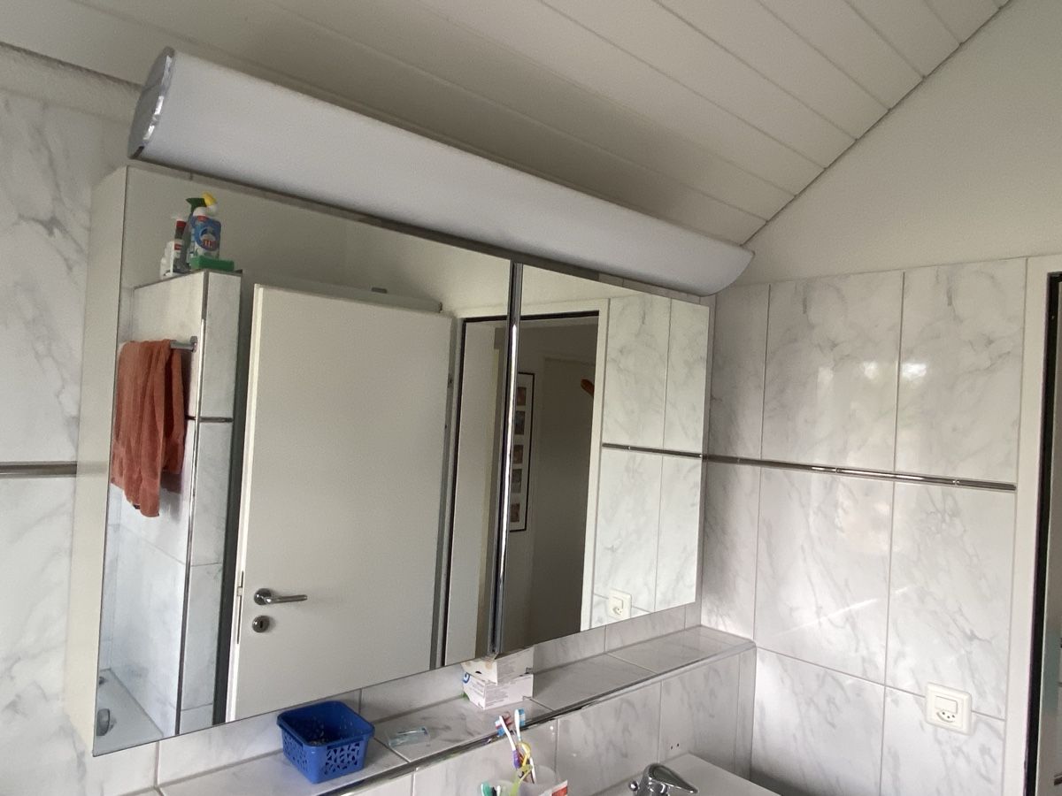 Armadietti a specchio: Spiegelschrank fürs Badezimmer – Usato da Dietlikon venduto da Michi8049