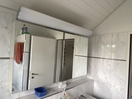 Spiegelschrank fürs Badezimmer
