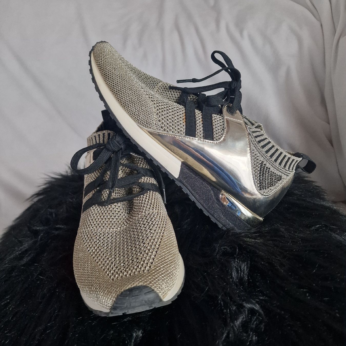 Scarpe da donna: Gioseppo Sneaker Gr. 38 – Gold/Metallic – Usato da Effretikon venduto da 84CK 2