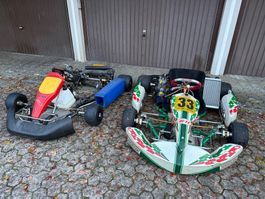 Zwei Rennkarts 125ccm