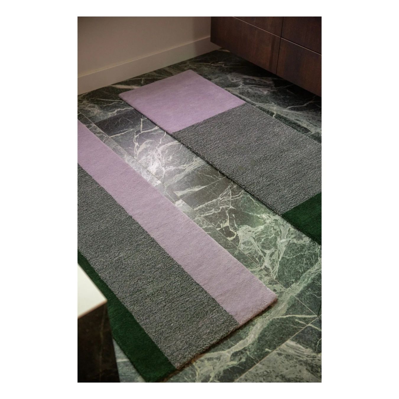 Tappeti: Suite 702 Teppich aus Wolle 60x180cm – Nuovo (secondo la descrizione) da Grosshöchstetten venduto da Professio7 6