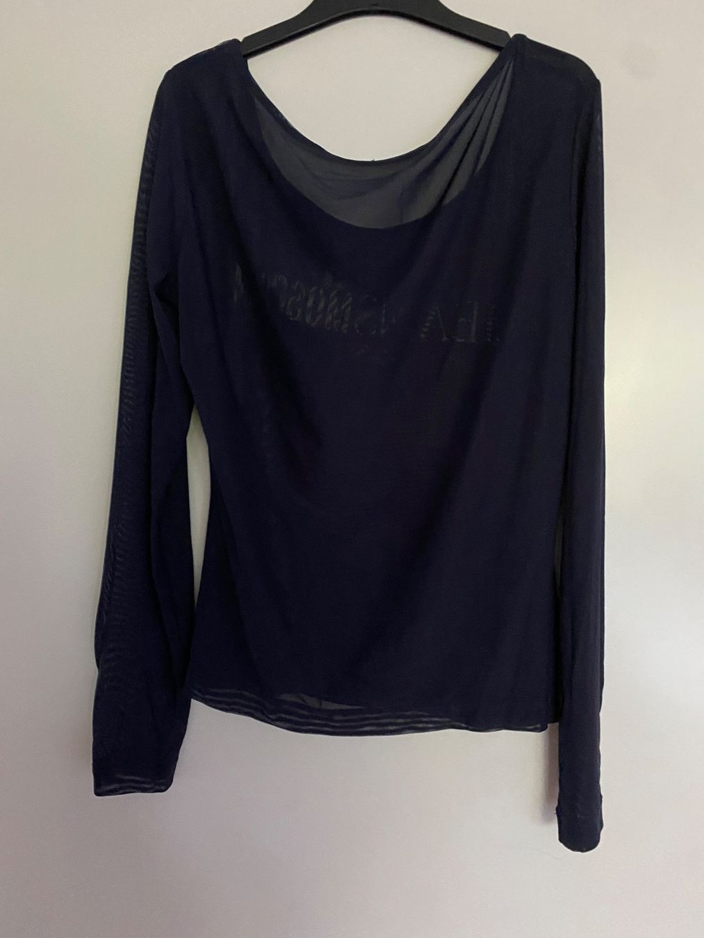 Moschino T-shirt: MOSCHINO Shirt – Usato da Küssnacht venduto da Flowerlady 1