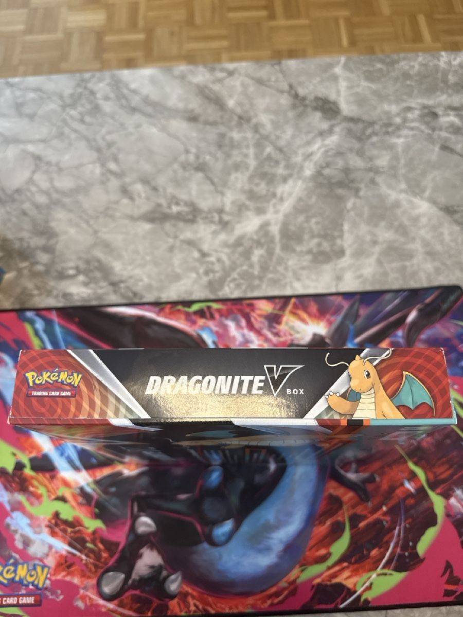 Pokémon Carte collezionabili: Pokémon Dragonite V Box EN OVP – Nuovo e nell'imballaggio originale da Buchs ZH venduto da ber_wjl8 4