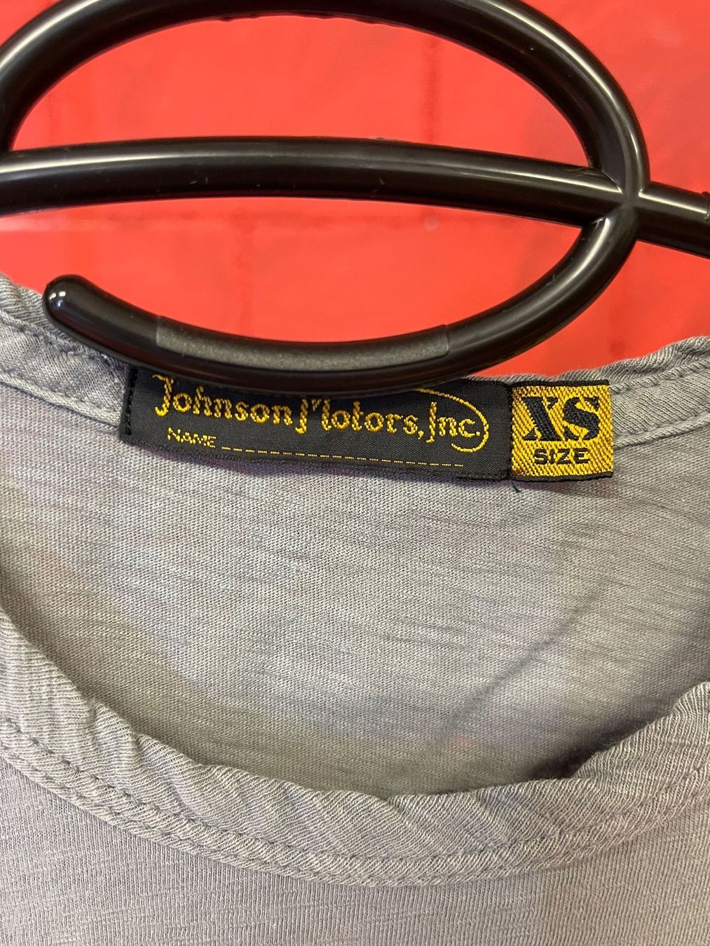 T-shirt: Johnson Motors T- Shirt Damen – Nuovo (secondo la descrizione) da Siebnen venduto da CUCCIOLO16