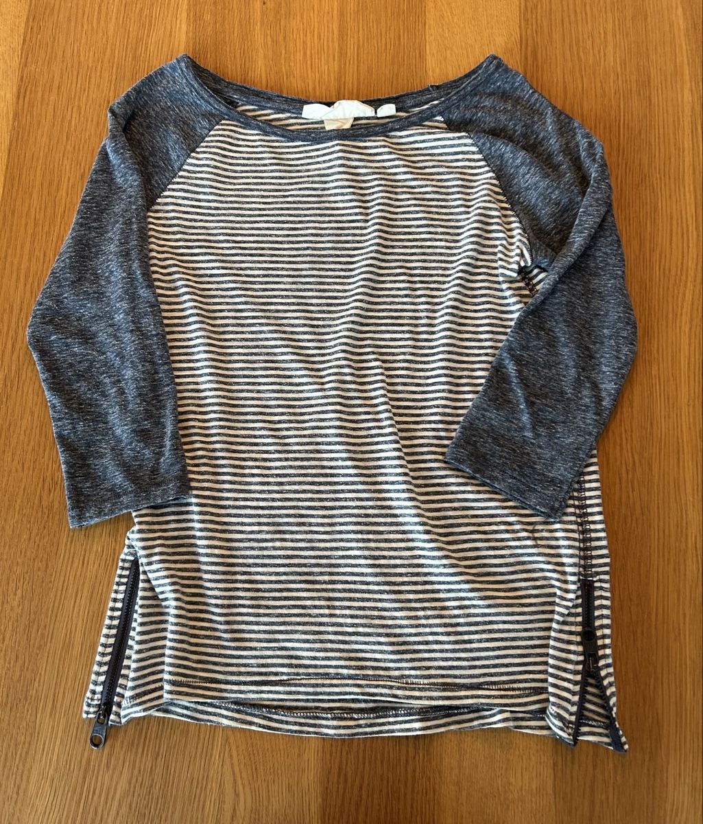 H&M T-Shirts: H&M 3/4 Shirt Gr. XS gestreift – Gebraucht aus Schwarzenbach SG von bienchen22