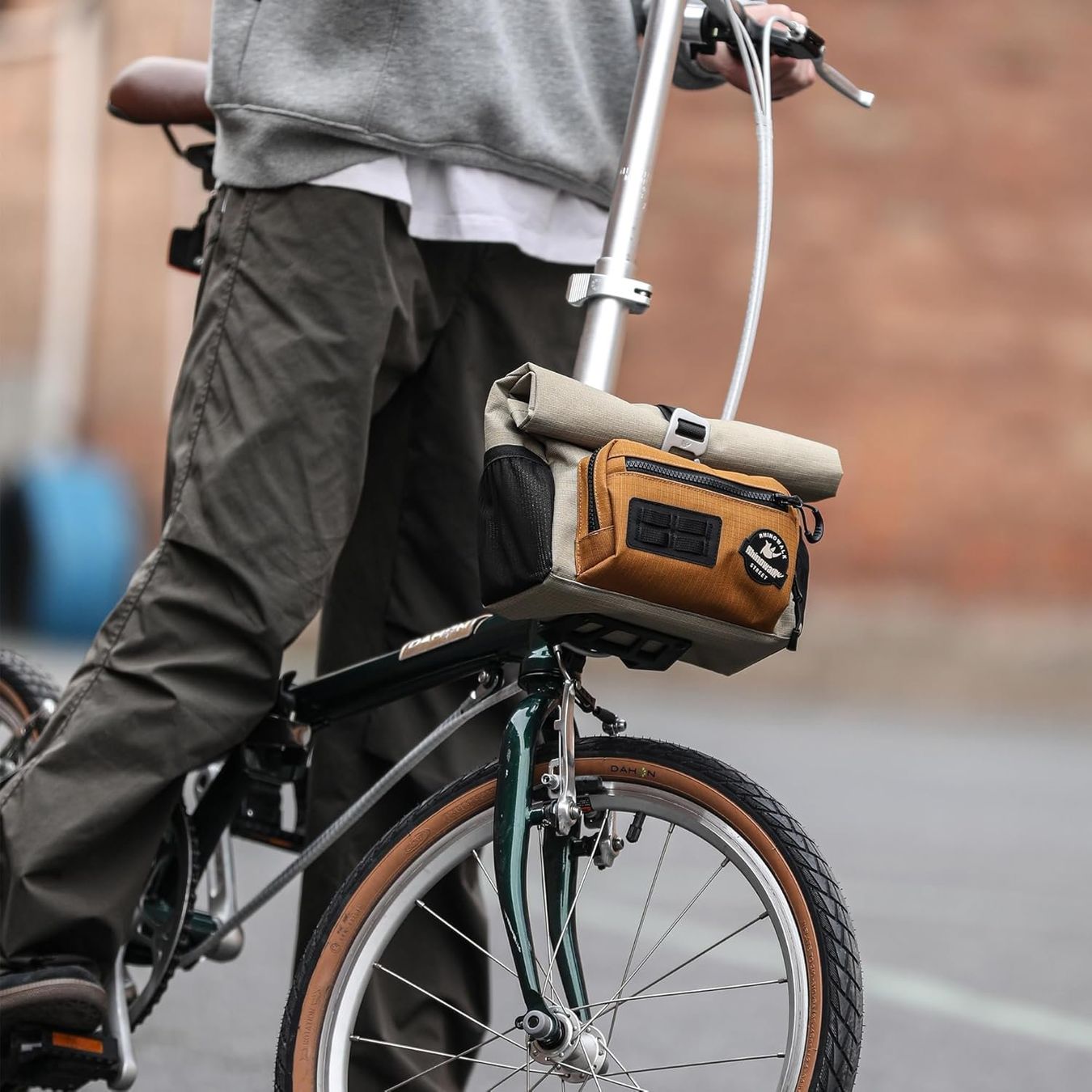 Borse: 2-in-1 Rolltop Lenkertasche für Brompton – Nuovo e nell'imballaggio originale da Geneve venduto da Titi2008 7