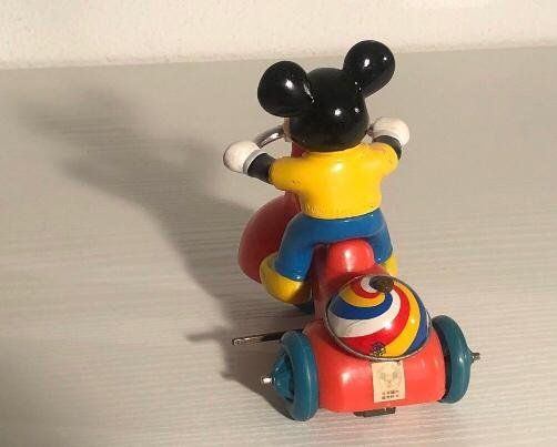 Disney Spielzeuge: Vespa Scooter Micky Maus mit Uhrwerk – Gebraucht aus Schenkon von Elbarto007 3