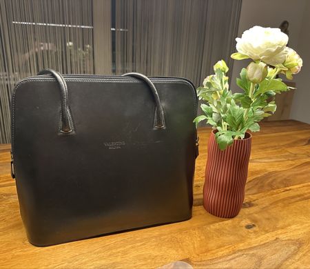Valentino Brinda Tasche Leder schwarz guter Zustand
