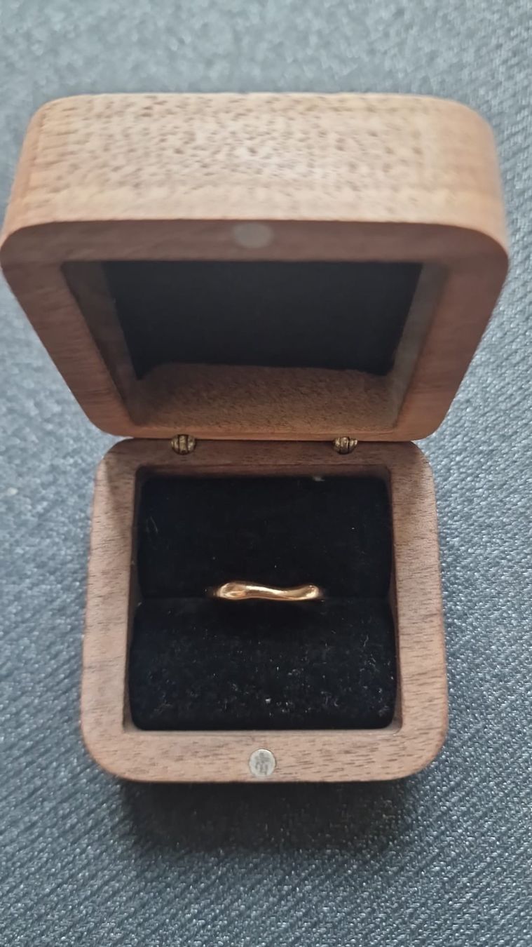 Anelli: Ring chromstahl, goldfarbend Grösse 51 – Nuovo (secondo la descrizione) da St.Gallen venduto da Dombidor