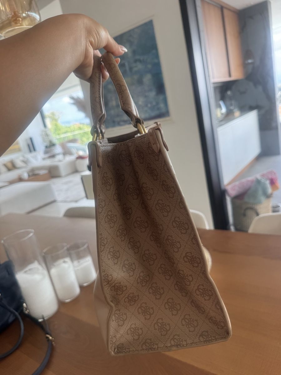 Guess Sacs femmes: Originale Guess Tasche in Beige – D'occasion à Nürensdorf par sel_m89m 1