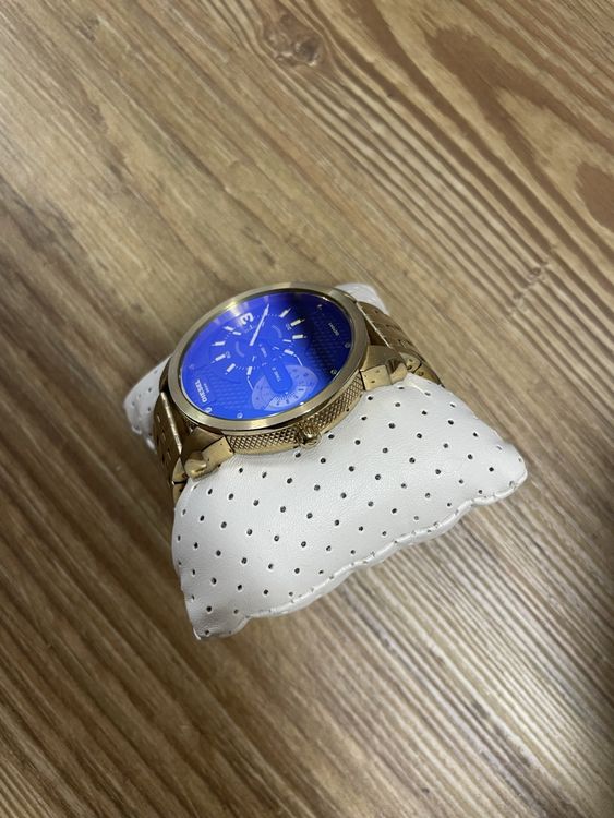 Diesel Orologi: Diesel Uhr, Gold, mit Box – Difettoso da Hombrechtikon venduto da LAGAVULIN 5