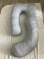 Schwangerschaftskissen momcozy U Form