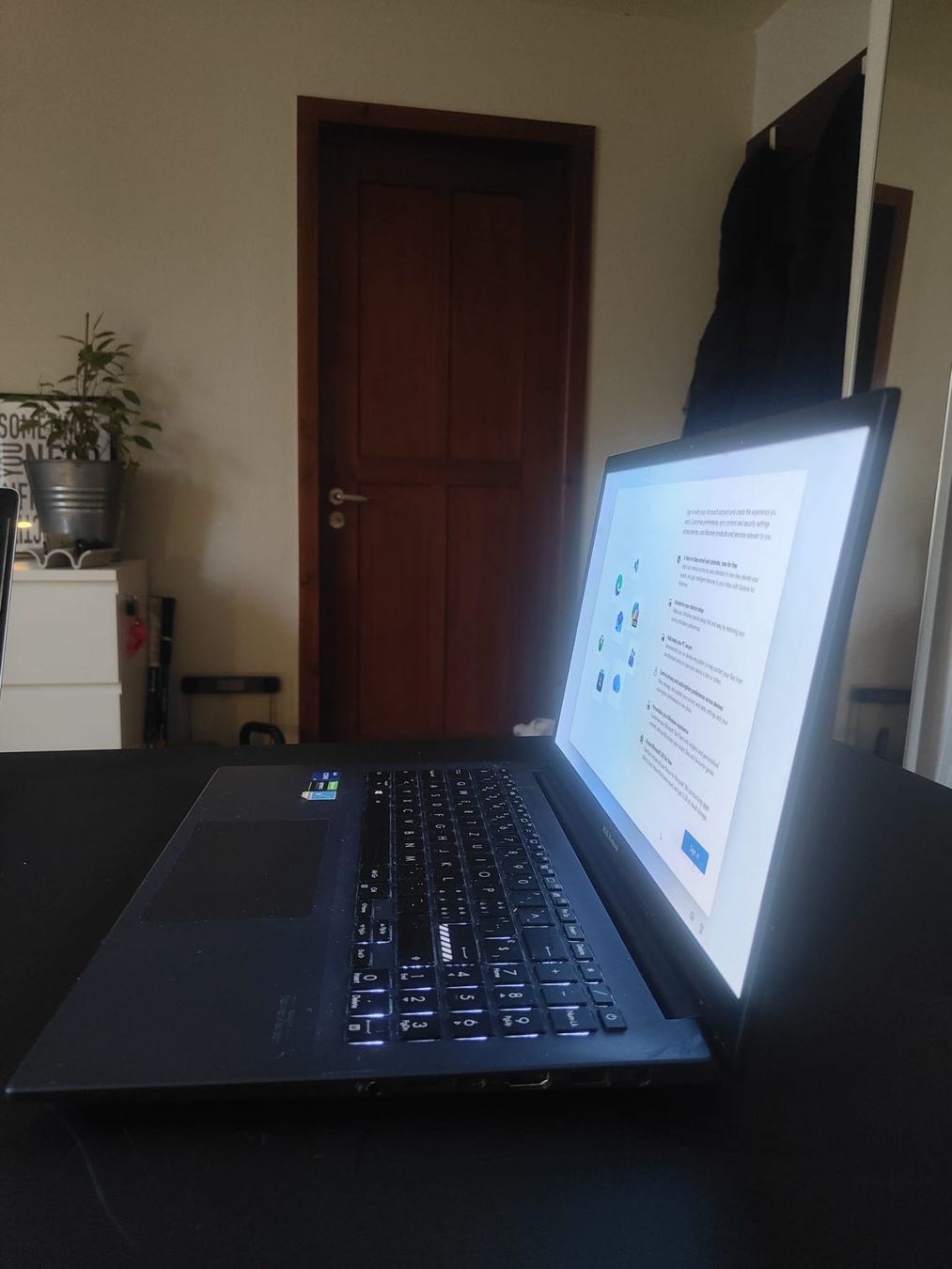 Asus Notebook: ASUS VIVOBOOK  16' / K3500PC OLED – Usato da Zürich venduto da odu_qrd9 2