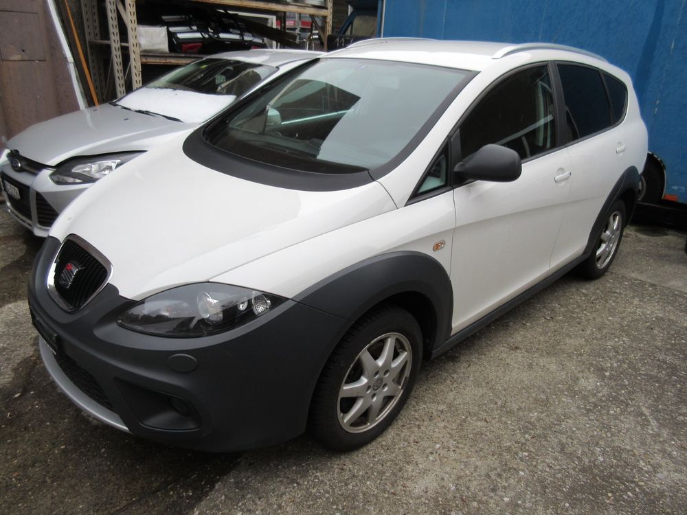 Tappetini Anteriori Su Misura Seat Altea XL (2008-2015) - Neri 2pz