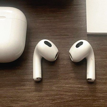 Apple Casques audio: Apple AirPods 3 – D'occasion à Luzern par Bolaf 2