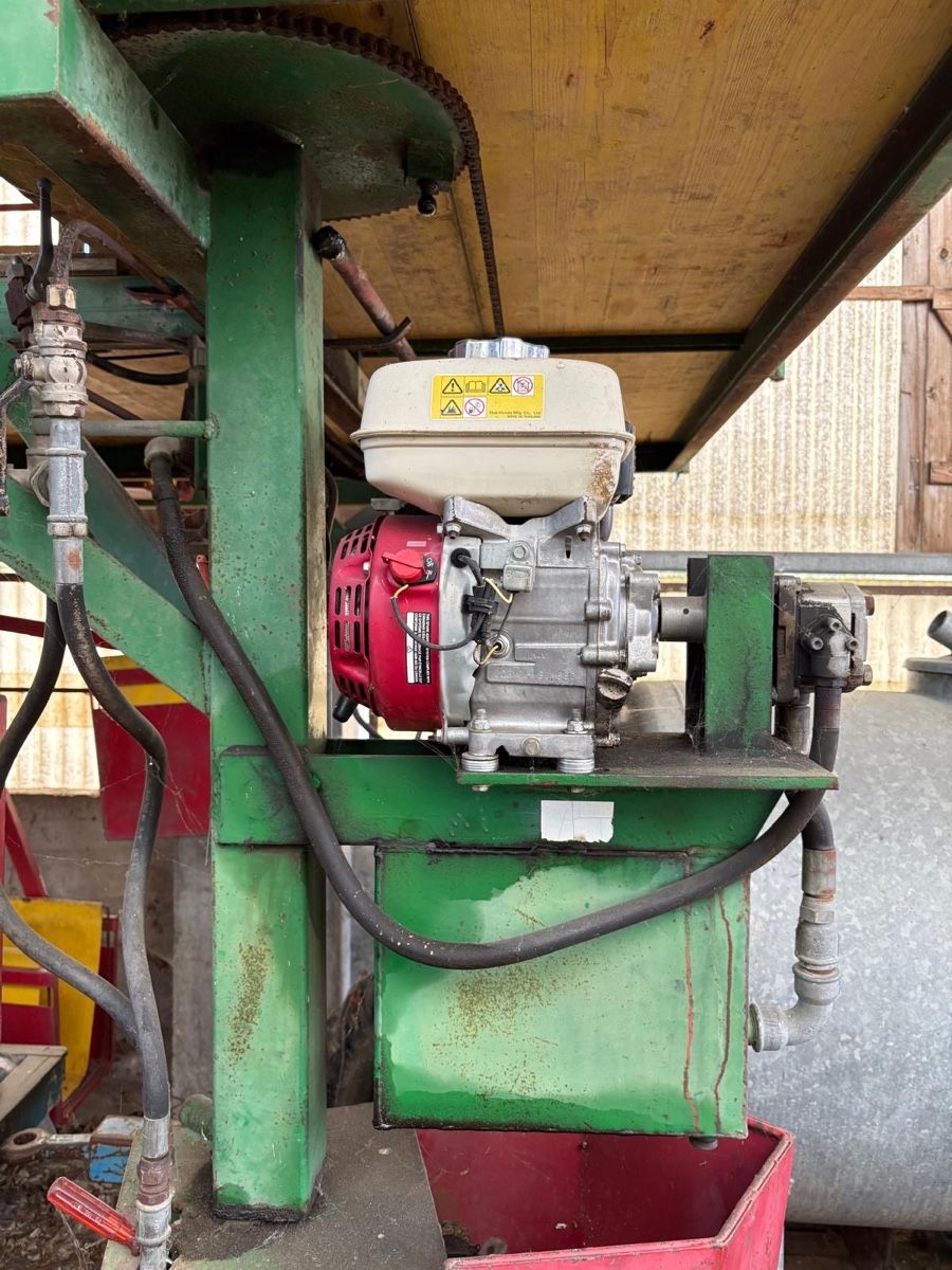 Tabak: Tabak Erntemaschine TYP KO 82 mit Honda Motor – Gebraucht aus Rickenbach LU von gini99 1