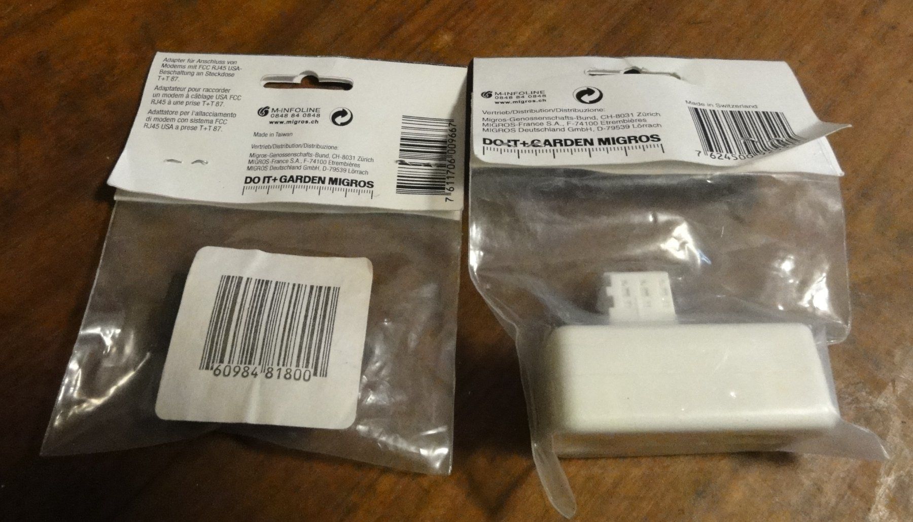 Lecteurs & Adaptateurs: Telefon Adapter und Übergangsstecker – Neuf avec emballage d'origine à Wohlen AG par Kande2007 2
