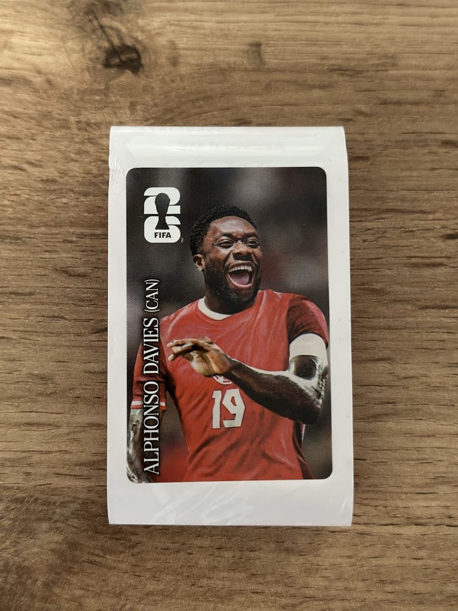 Coca-Cola Carte collezionabili: Coca-Cola Panini Sticker, Alphonso Davies – Nuovo e nell'imballaggio originale da Liestal venduto da sea_qh76