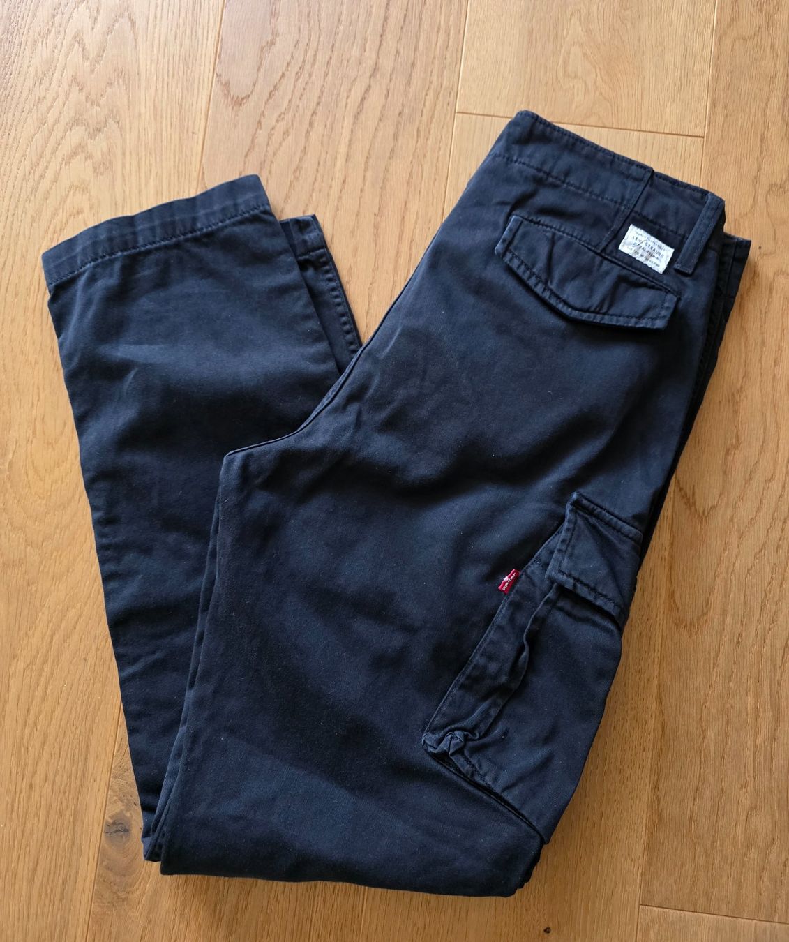 Levi's Pantaloni: Levi's® Cargohose,  schwarz G 29x32 – Usato da Richterswil venduto da adora88
