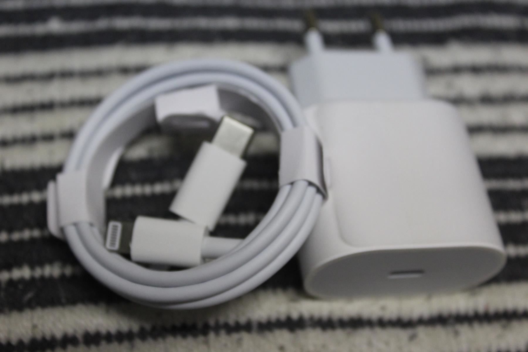 Caricabatterie: 20W PD Ladegerät +kabel 1Meter  iphone – Nuovo (secondo la descrizione) da Kirchdorf AG venduto da Aarereussshop 3