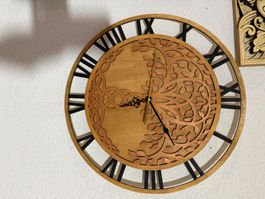 Wanduhr mit Lebensbaum