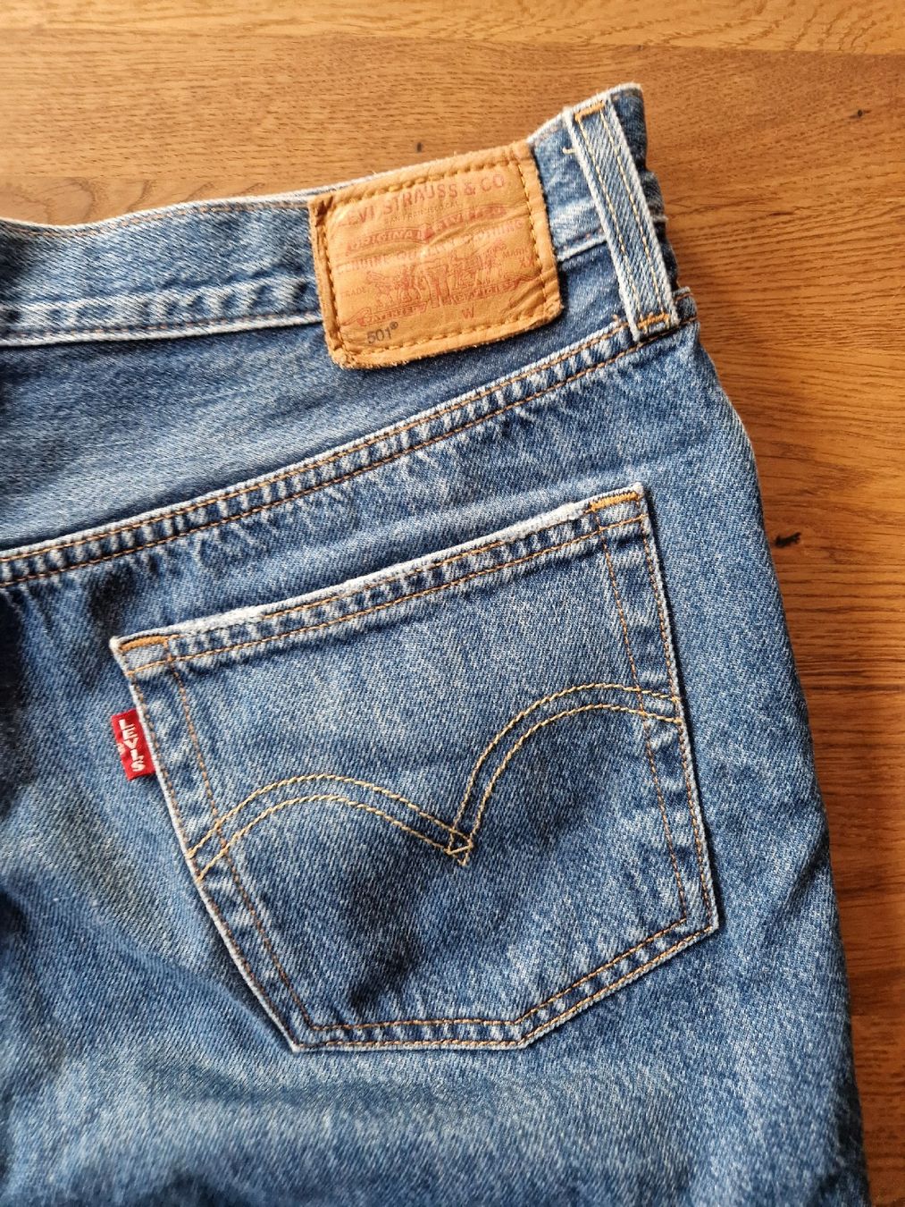 Levi's Jeans: Levis Shorts – Gebraucht aus Bern von lir_k5g6