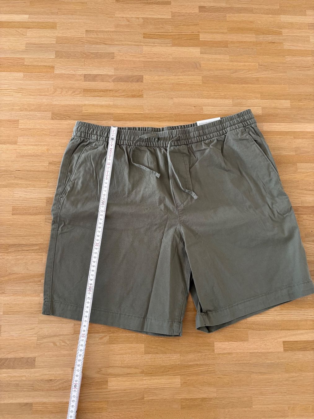 H&M Pantaloni: Herren Shorts Khaki Grösse L neu – Nuovo e nell'imballaggio originale da Zollikofen venduto da lia_f9xw 2