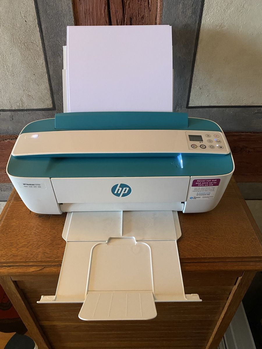 Hewlett Packard Stampanti: Drucker HP Deskjet 3762 – Usato da Basel venduto da Stedan57