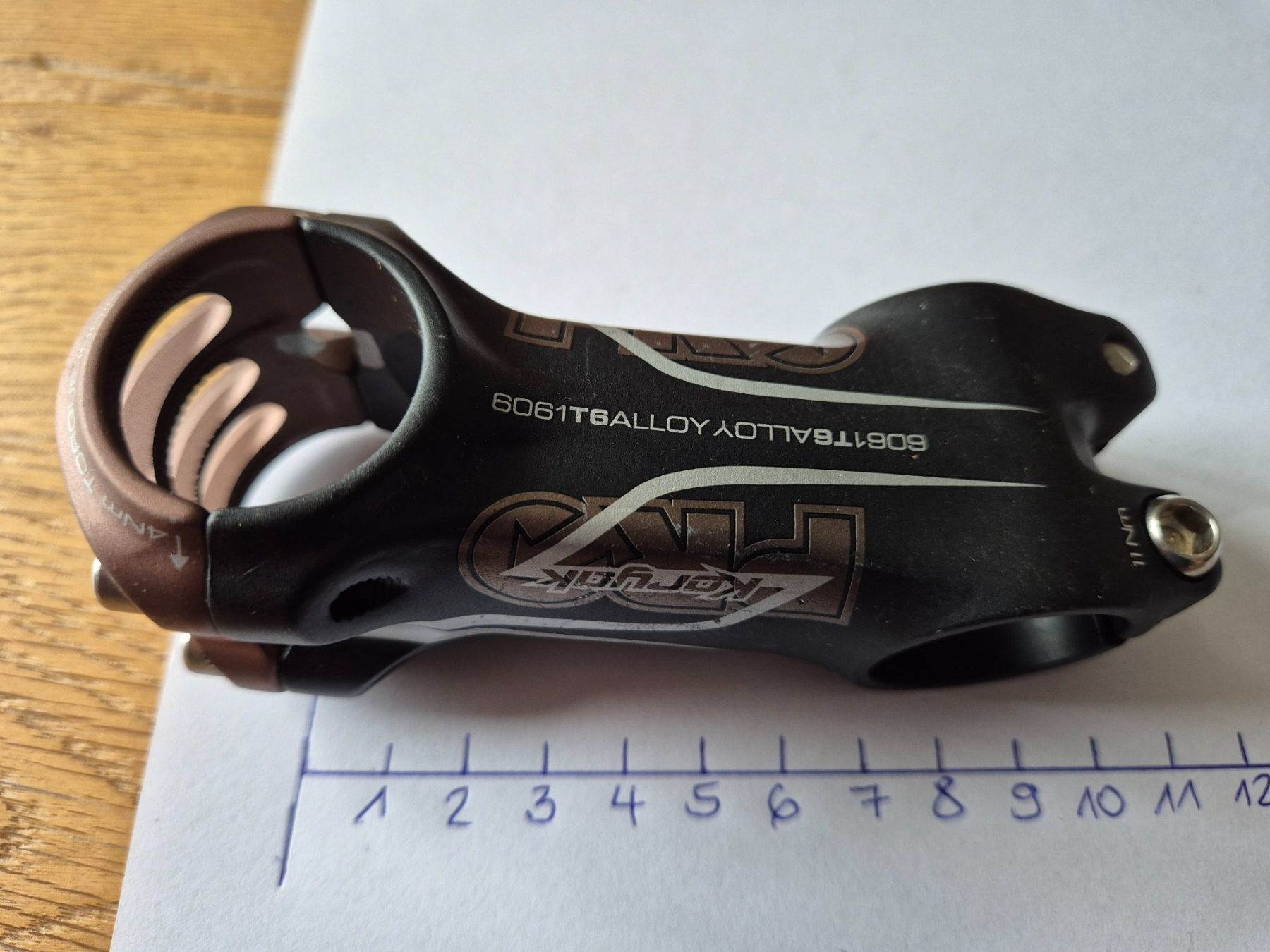 Pezzi di ricambio: V8 Vorbau Koryak PRO 80mm – Nuovo (secondo la descrizione) da Bern venduto da Occasions2025 1