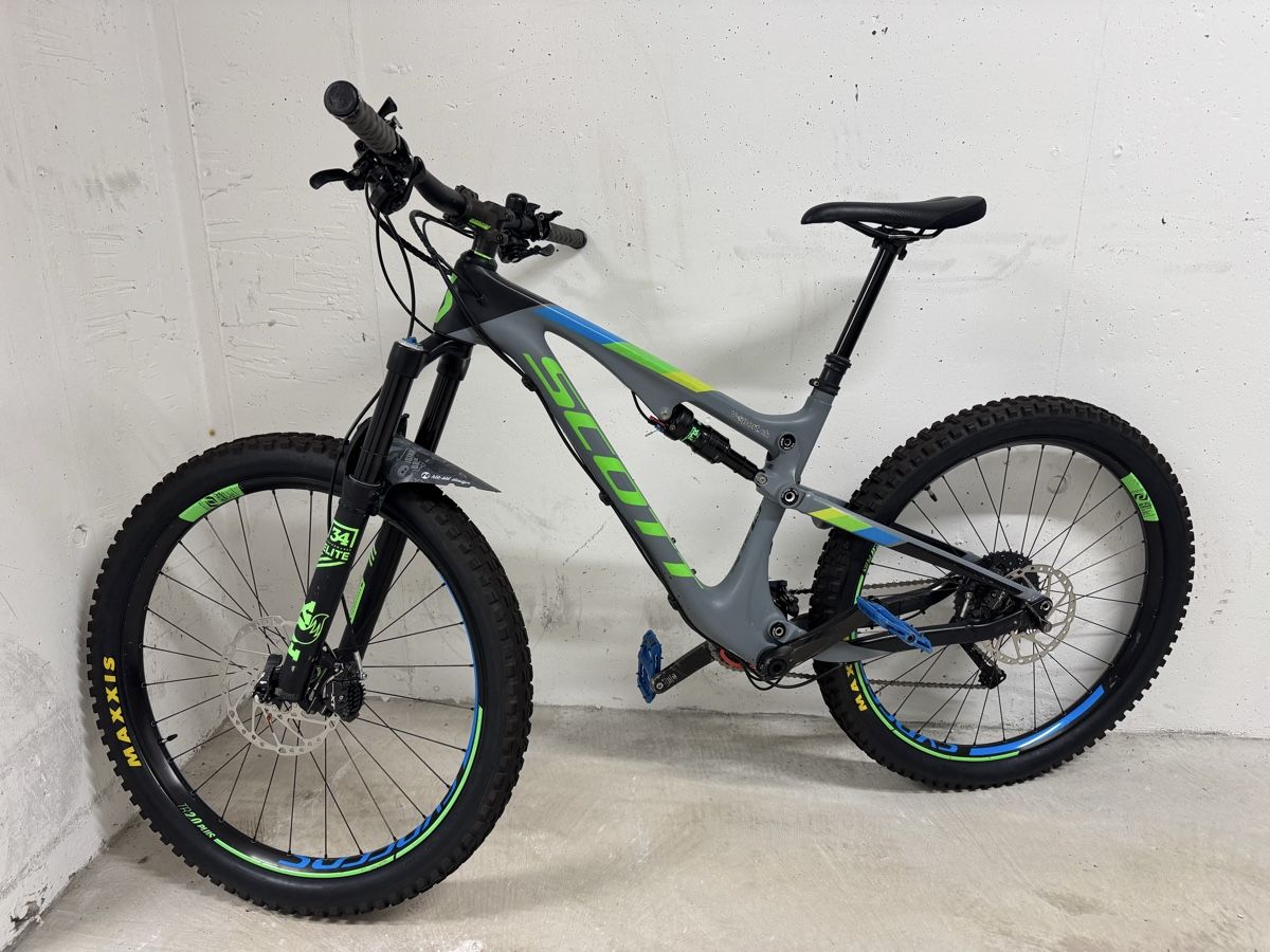 Scott Biciclette: Scott Genius 710 Plus Karbon Rahmengrösse M – Usato da Pfäffikon ZH venduto da Korinschen