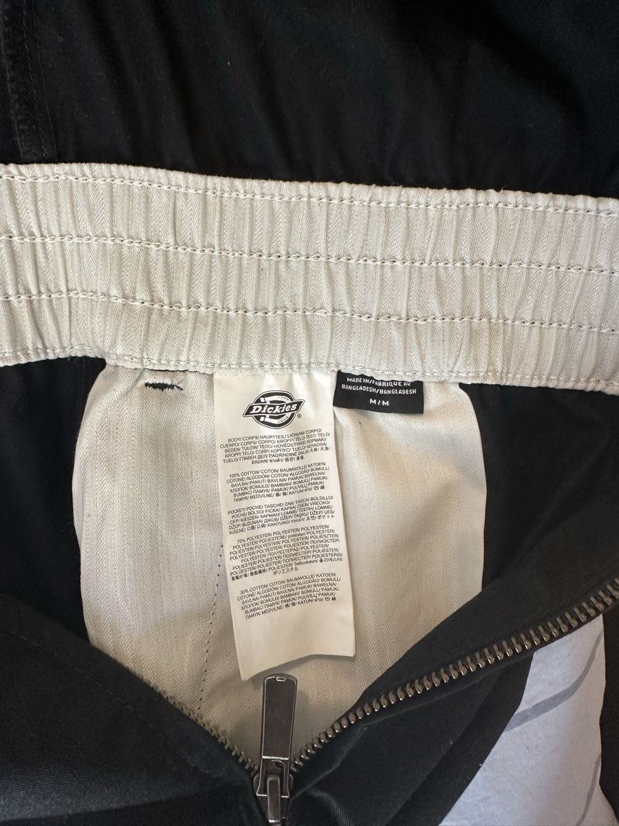 Tute: DICKIES combi-short noire Taille M – Usato da Neuchâtel venduto da mar_gx8w 3