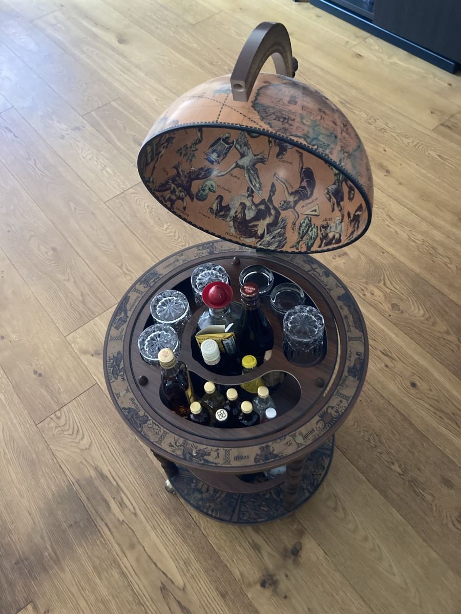 Autres décorations & accessoires: Globus Bar – D'occasion à Brig par thie03