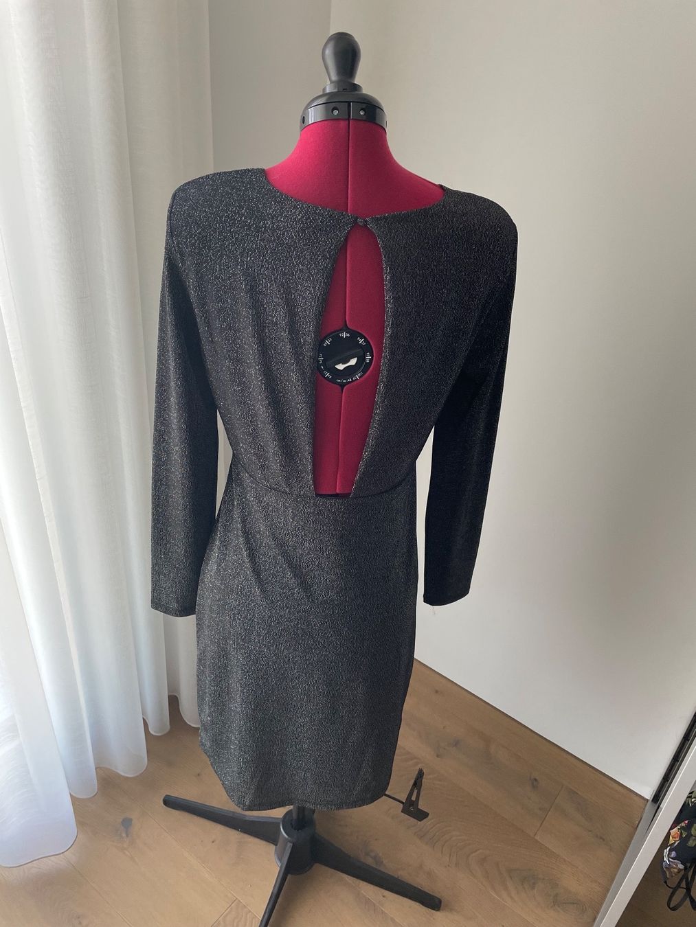 Kleider: Set Kleid – Gebraucht aus Gümmenen von Monsieur_Finn 1