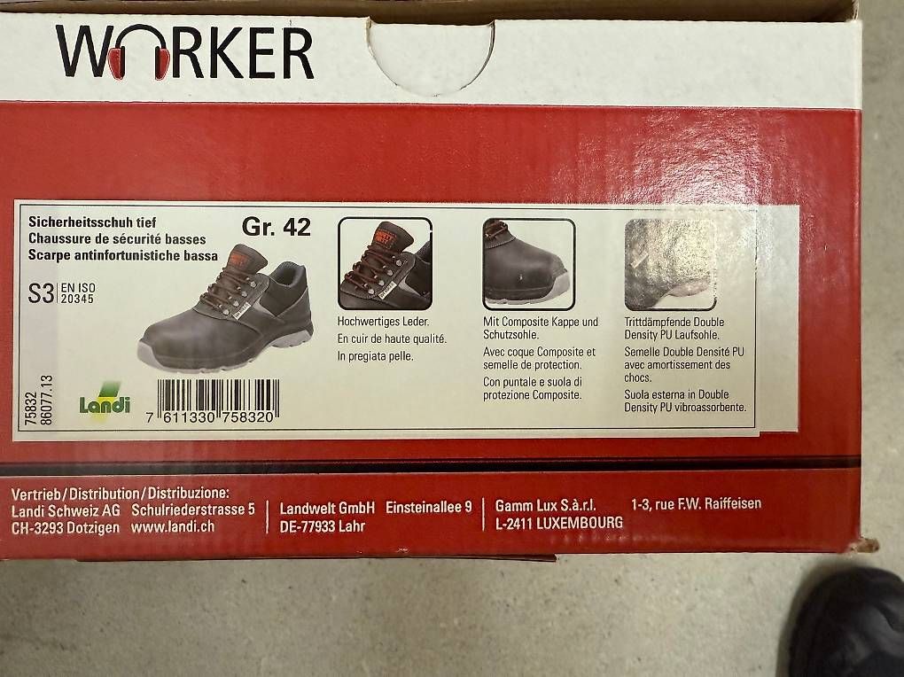 Scarpe da uomo: Arbeitssicherheitsschuhe Grösse 42 – Usato da Aesch BL venduto da Baschqua