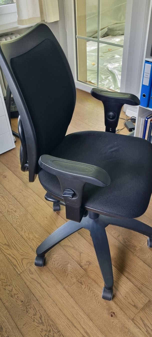 Sedie: Bürostuhl – Usato da Bülach venduto da enassar 1