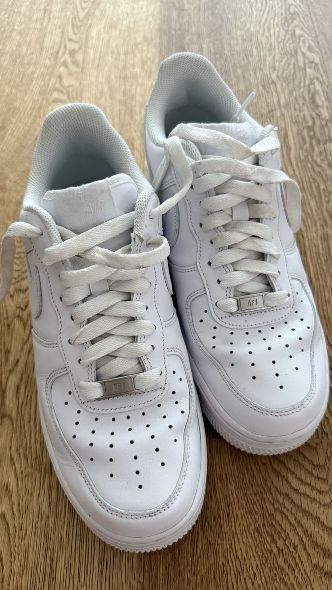 Nike Herrenschuhe: Nike Air Force 1 Size 40.5 – Gebraucht aus Boswil von hey.itsme 3