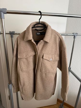 Zara Overshirt in Beige, Grösse S – Herbst Kollektion