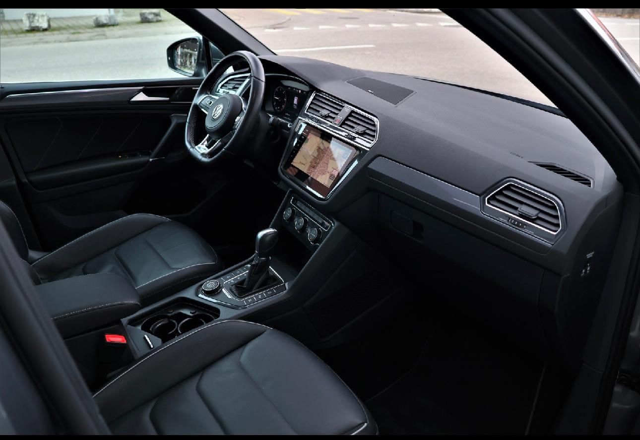 VW Automobili: VW Tiguan R-Line – Usato da Romanshorn venduto da Agonoff 4