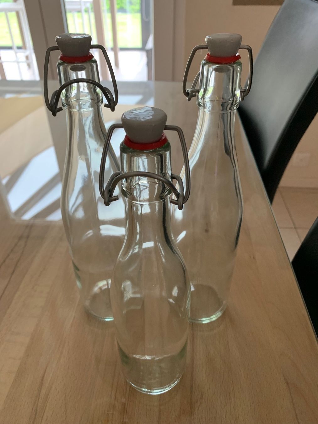 Gläser, Krüge & Flaschen: Bouteilles vides – Gebraucht aus Bramois von Chrisvol