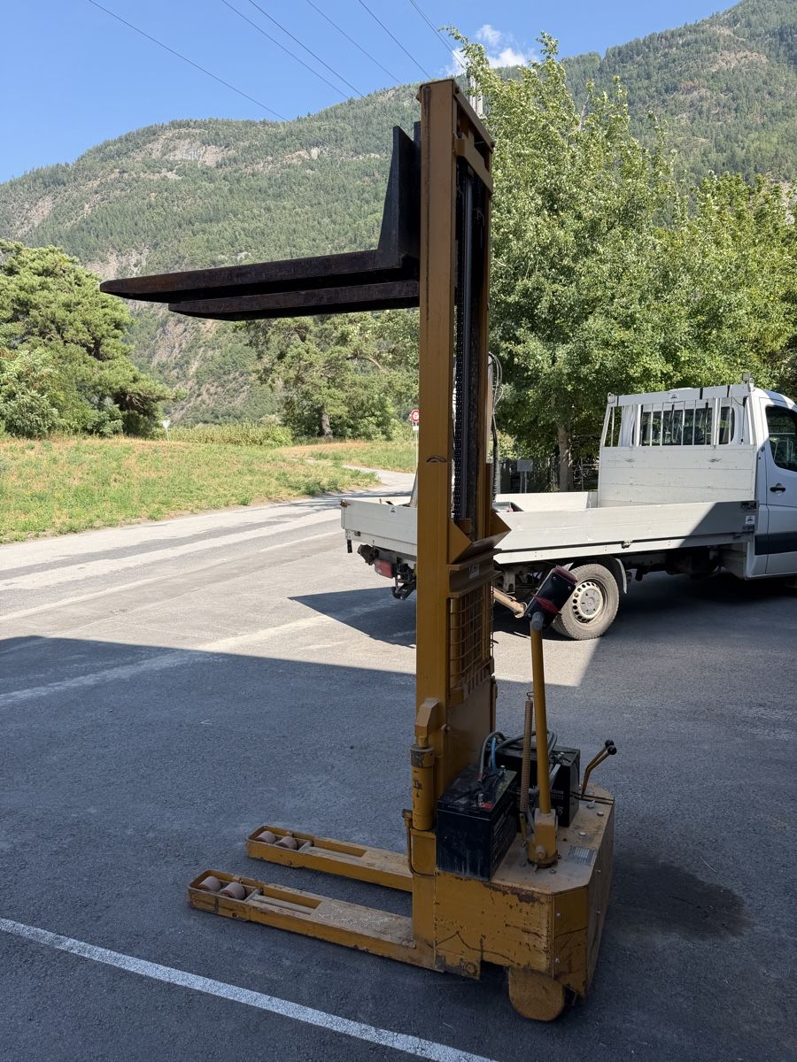 Jungheinrich Carrelli elevatori e a forche: Chariot élévateur 1250kg 1988 – Usato da Saxon venduto da vou_2kdt 4