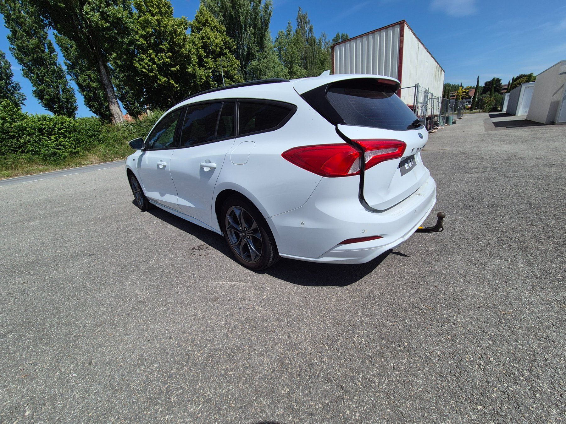 Ford Autos: FORD FOCUS 1.0 SCTi – D'occasion à Yverdon-les-Bains par MotoMark 1