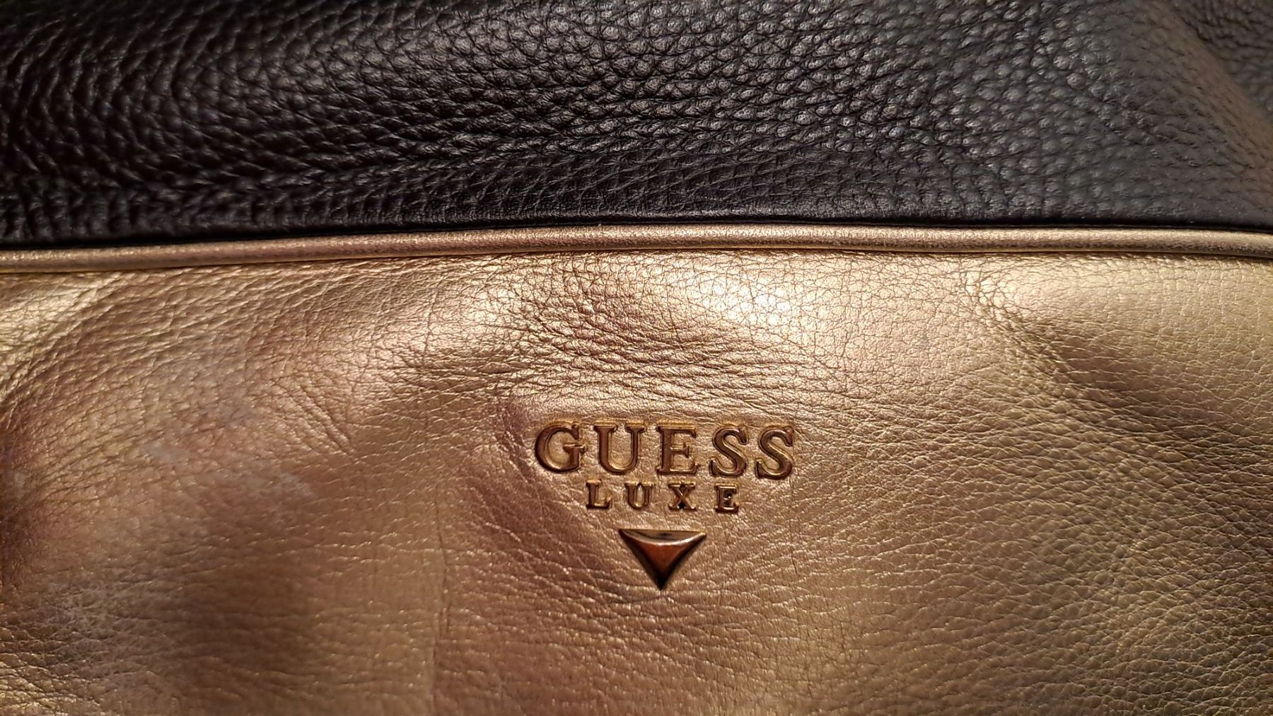 Guess Sacs femmes: Schultertasche aus Leder – D'occasion à Zürich par Callea 3