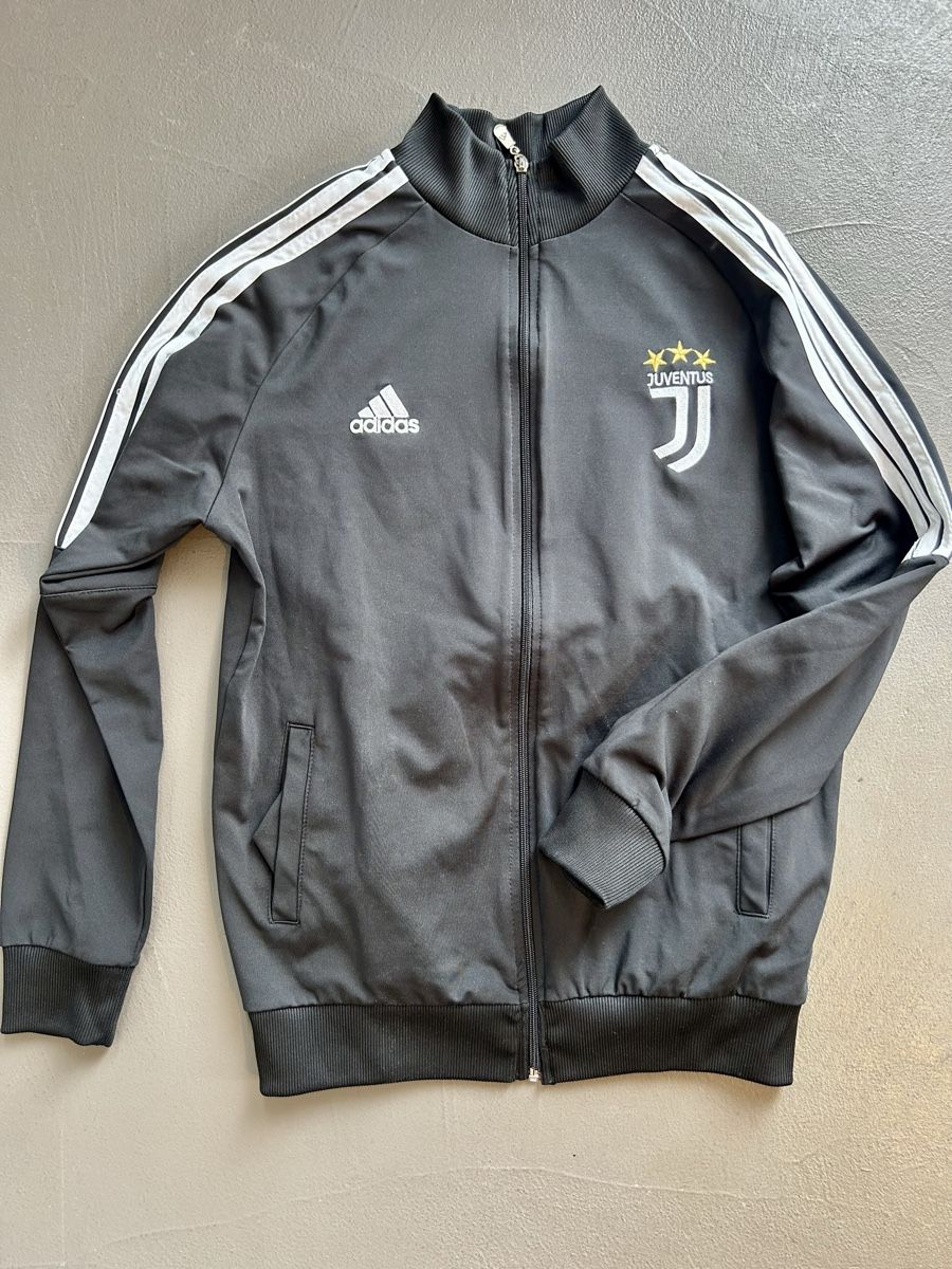Adidas Jacken: Adidas Juventus Jacke S – Gebraucht aus Siebnen von fulli2