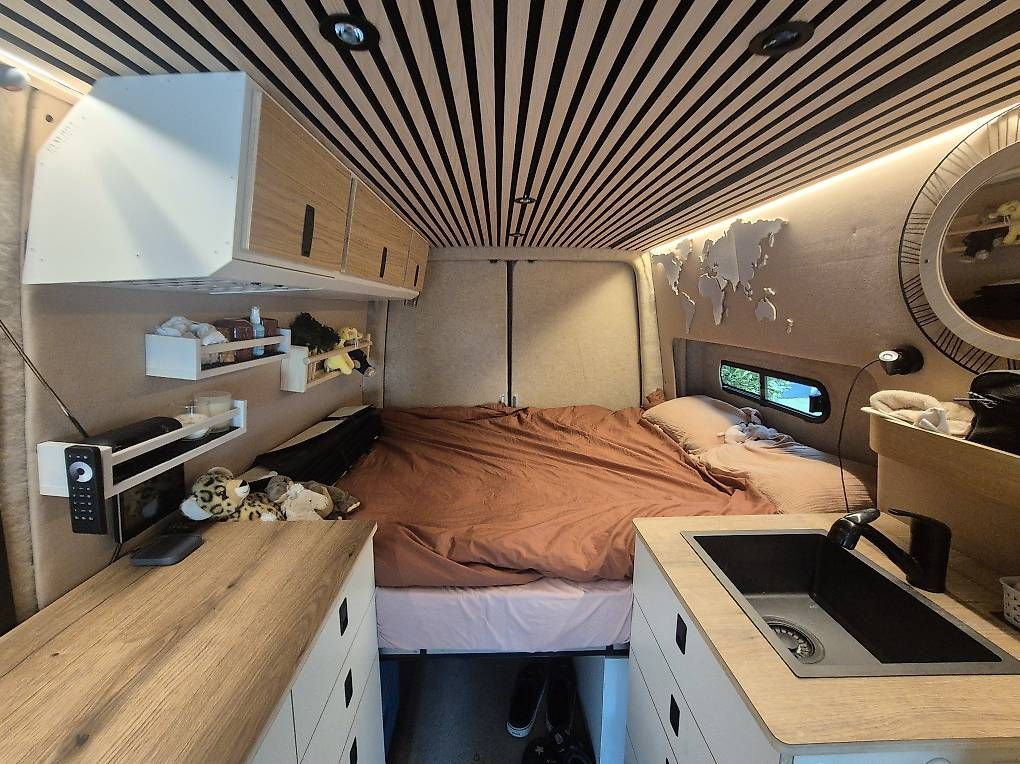 Mercedes-Benz Camping Fahrzeuge: Mercedes Sprinter V6 / 4x4 Van aménagé – Gebraucht aus sion von jonmazz 3