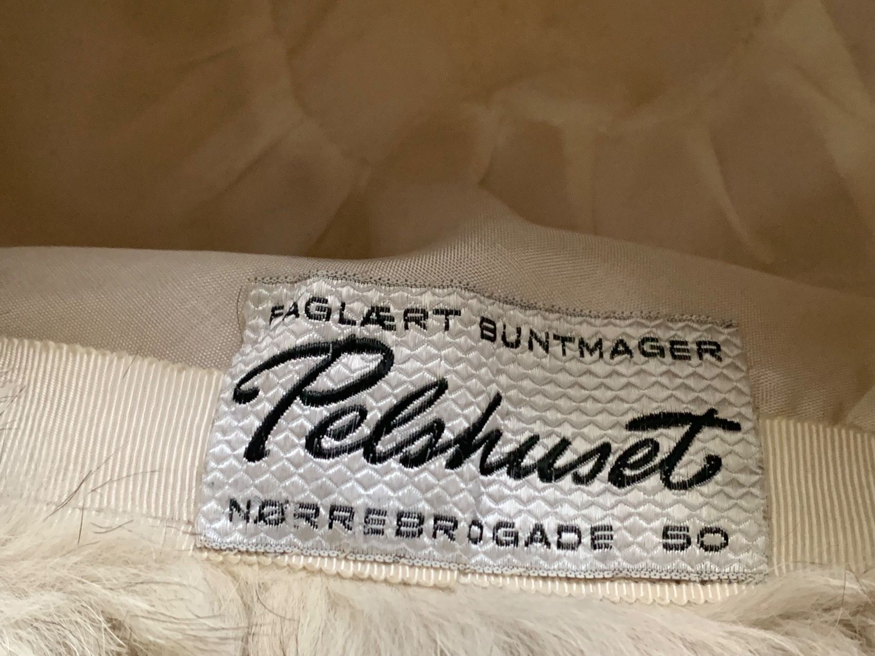 Copricapi, berretti & cappellini: Pelzmütze Dänemark – Usato da Zürich venduto da EuleundHase 3