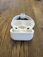Apple AirPods Pro (2. Generation) + Wireless Ladestation 