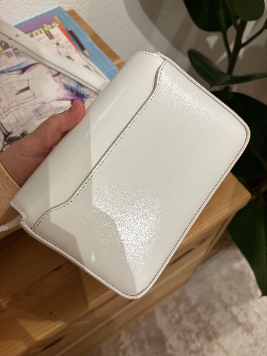 Givenchy Borse da donna: Givenchy 4G Box Bag - White Leather – Usato da Dübendorf venduto da Tony321 1